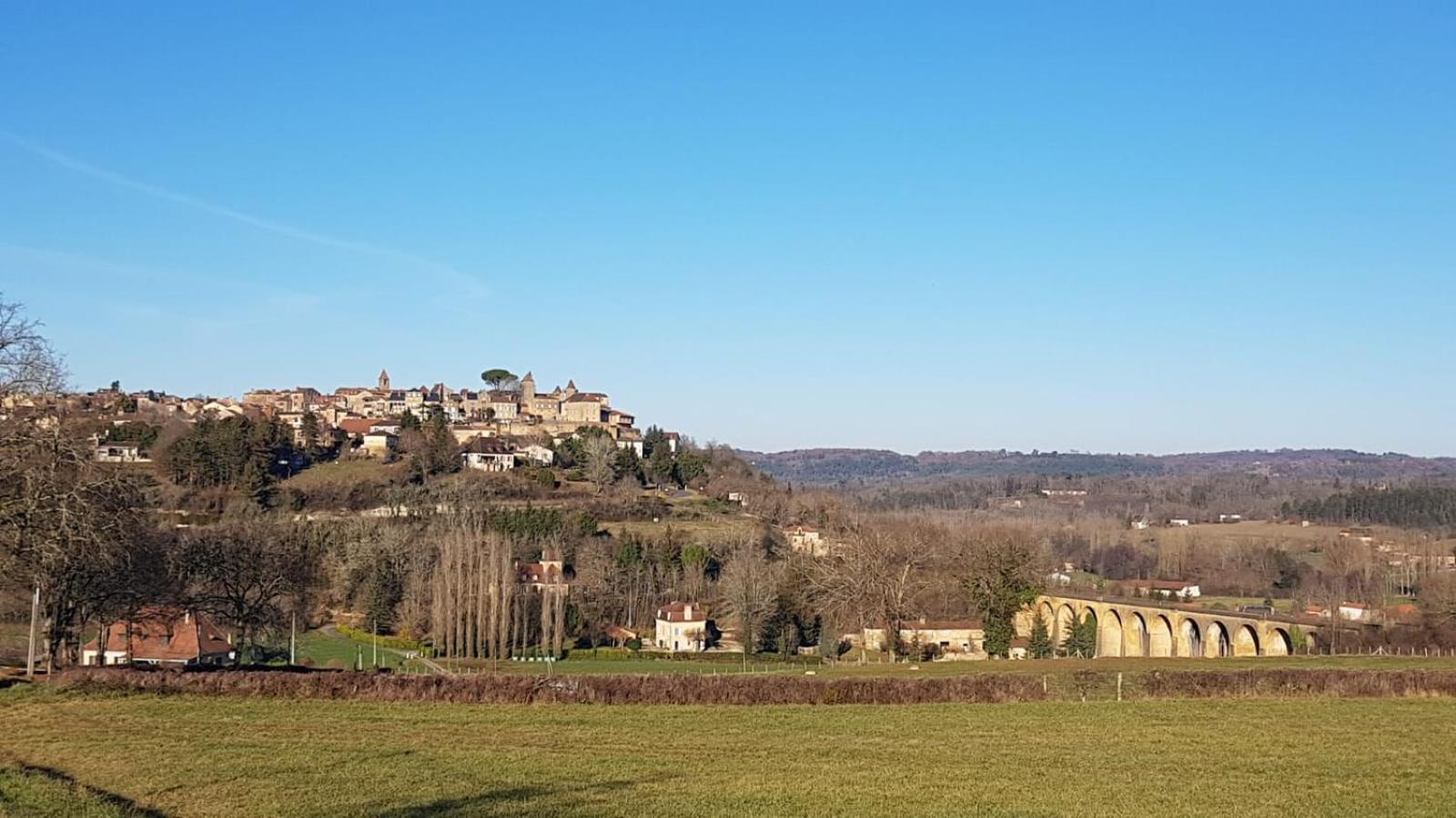 Appartamento Le Malpas Woodpecker Belvès Esterno foto